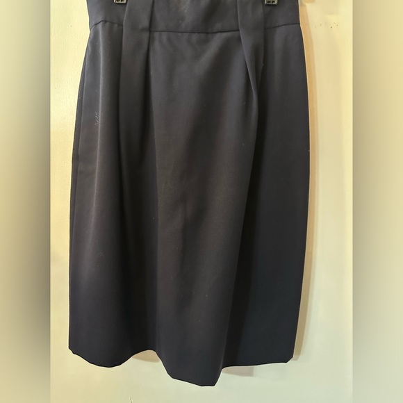 Jones New York suiting skirt. Navy blue Petites 8P - Picture 7 of 10